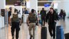 CHIRLA alerta a inmigrantes sobre viajes nacionales por detenciones en aeropuerto LAX