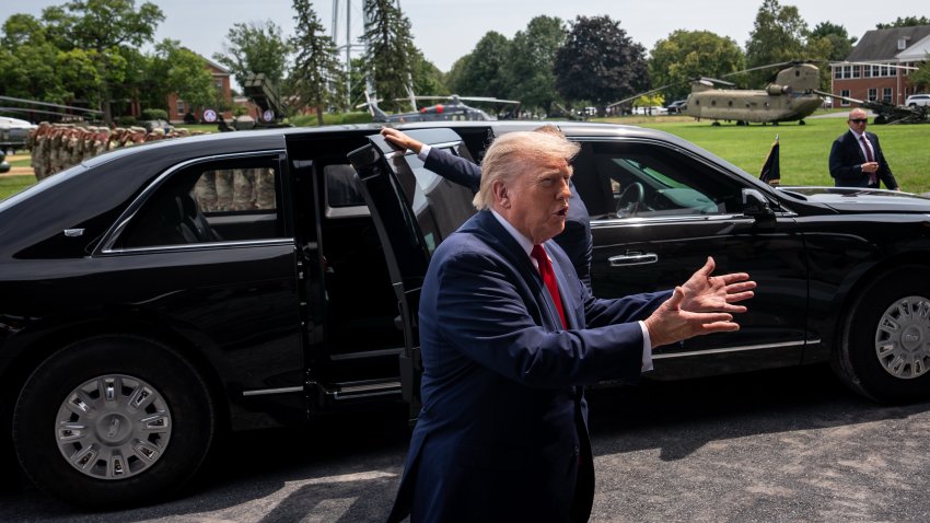 El presidente Donald Trump llega a la Cumbre de Defensa e Innovación de Pensilvania, el miércoles 15 de julio de 2026, en Carlisle, Pensilvania. (AP Foto/Julia Demaree Nikhinson)