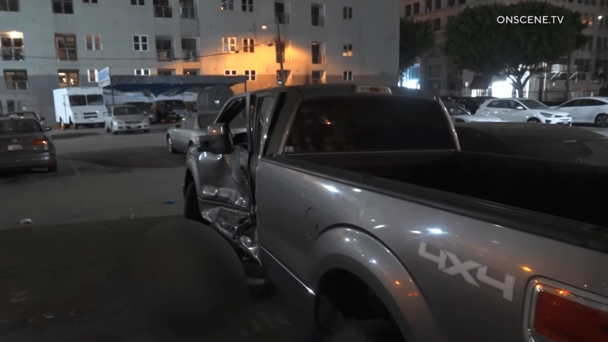 Hombre muere tras ser atropellado intencionalmente en el centro de Los Ángeles, según LAPD