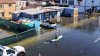 Carros eléctricos afectados por inundaciones podrían incendiarse o explotar, advierten autoridades