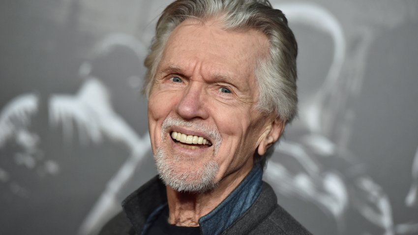 BURBANK, CA – FEBRUARY 05:  Actor Tom Skerritt attends the premiere of ‘The 15:17 To Paris’ at Warner Bros. Studios on February 5, 2018 in Burbank, California.  (Photo by Axelle/Bauer-Griffin/FilmMagic)