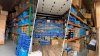 La policía de Los Ángeles incauta $1 millón en zapatos y mochilas robados en un negocio de Chatsworth