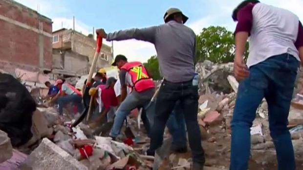 Siguen tareas de rescate en Jojutla, Morelos