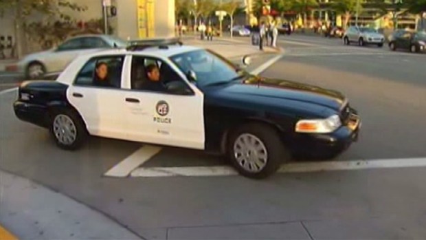 Video: Policía a la caza de peatones