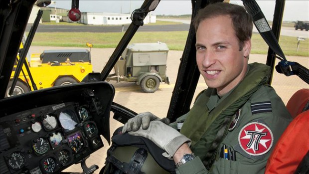 Video: Príncipe Guillermo deja la fuerza aérea