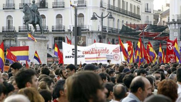Video: España: republicanos contra monarquía