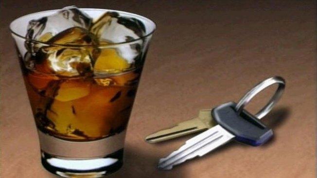 Arrestan a hombre por hacer citas sexuales con menores