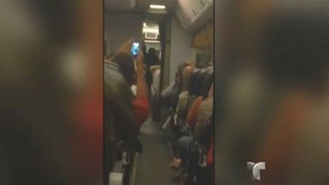 Arrestan a hombre por hacer citas sexuales con menores
