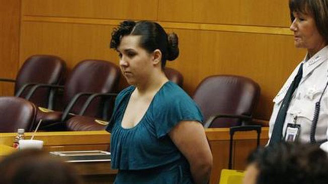 Arrestan a hombre por hacer citas sexuales con menores