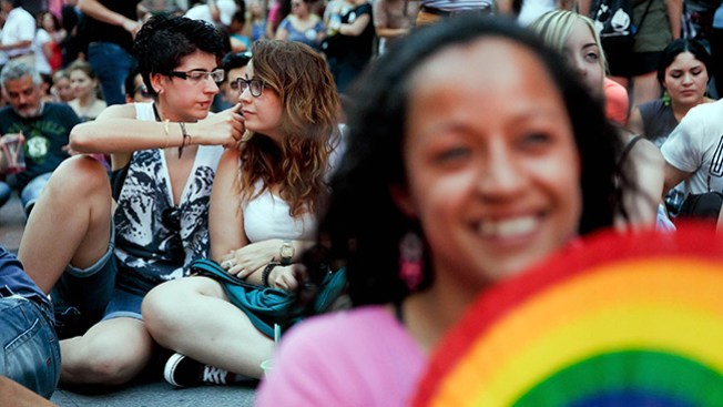 Reconocen "taxes" en matrimonios gays