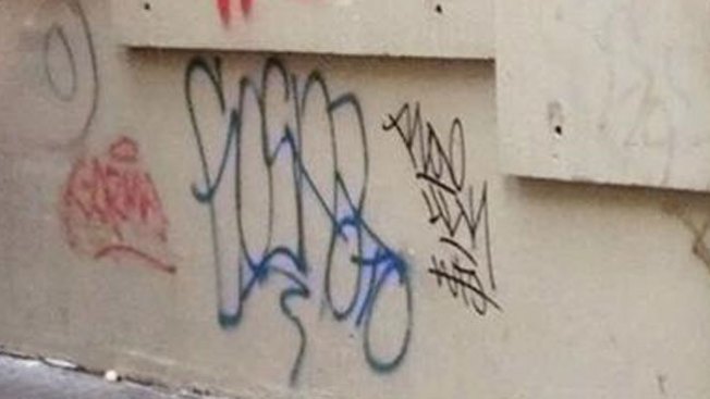 Grafiti lo llevó a la muerte