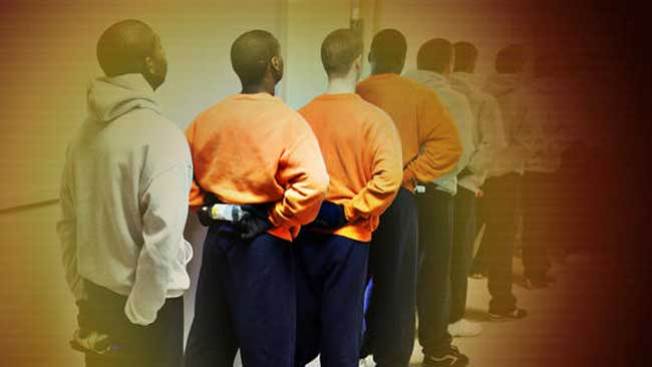 Investigan a centro que ayuda a jóvenes