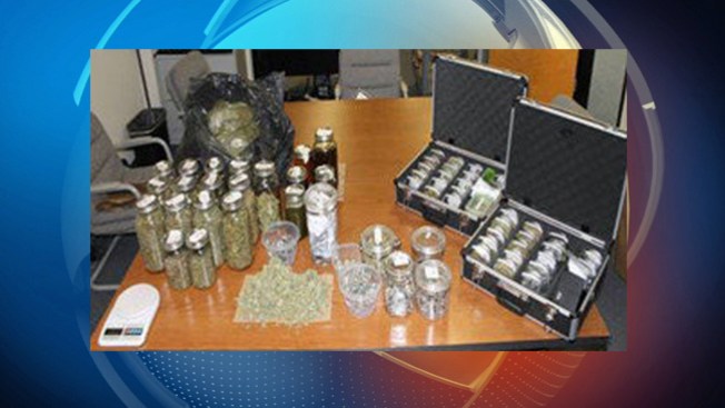Arrestos y decomiso en barrio latino