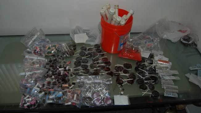 Casa escondía dulces con marihuana