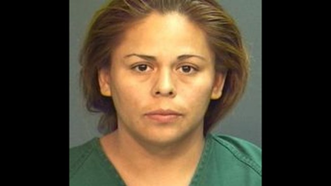 Acusan a madre de abuso sexual
