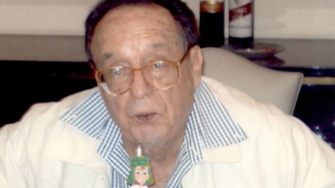 Arrestan a hombre por hacer citas sexuales con menores