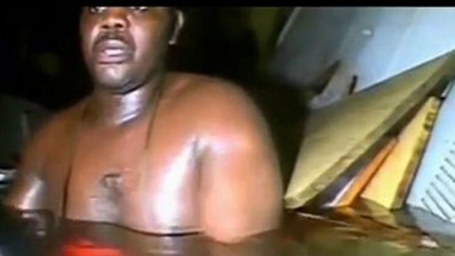 Arrestan a hombre por hacer citas sexuales con menores