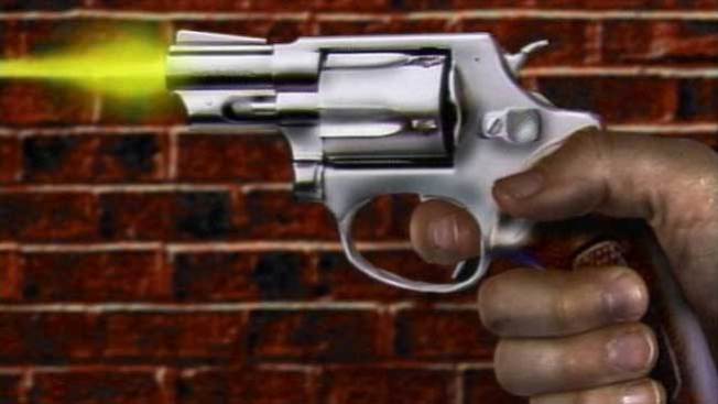 Corre la sangre en barrio latino de L.A.
