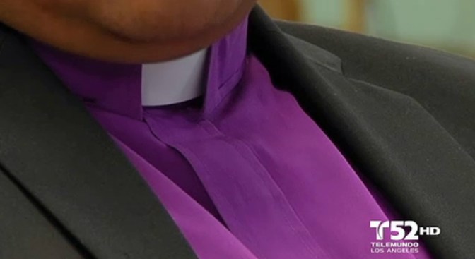 Sacerdote también es supuesta víctima de fraude