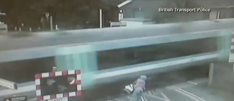 Video: A punto de morir y no se da cuenta