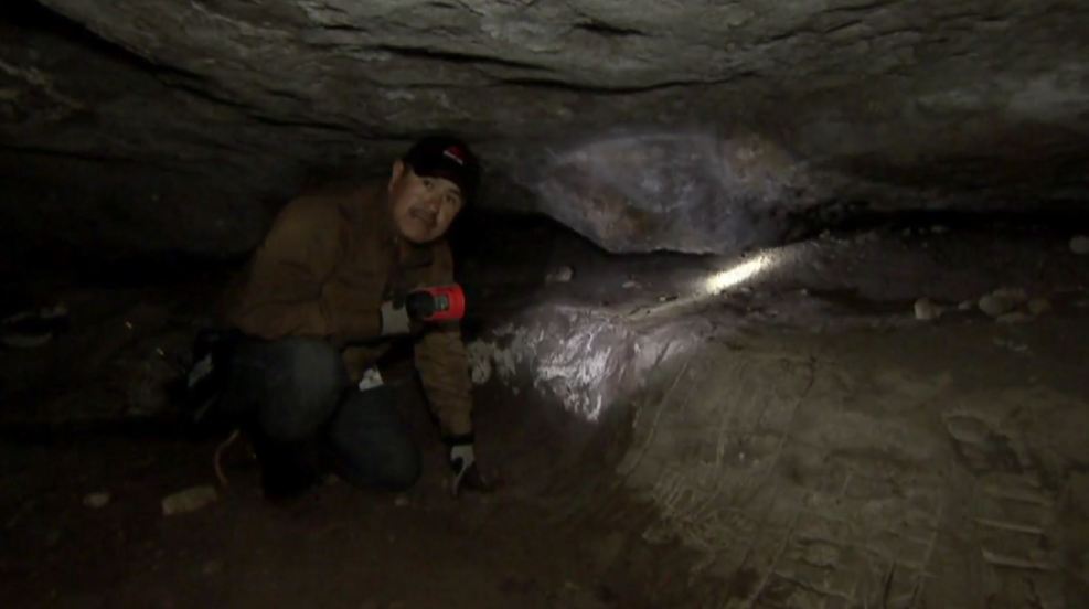 %name Misteriosa cueva mexicana revelaría contacto entre humanos y extraterrestres